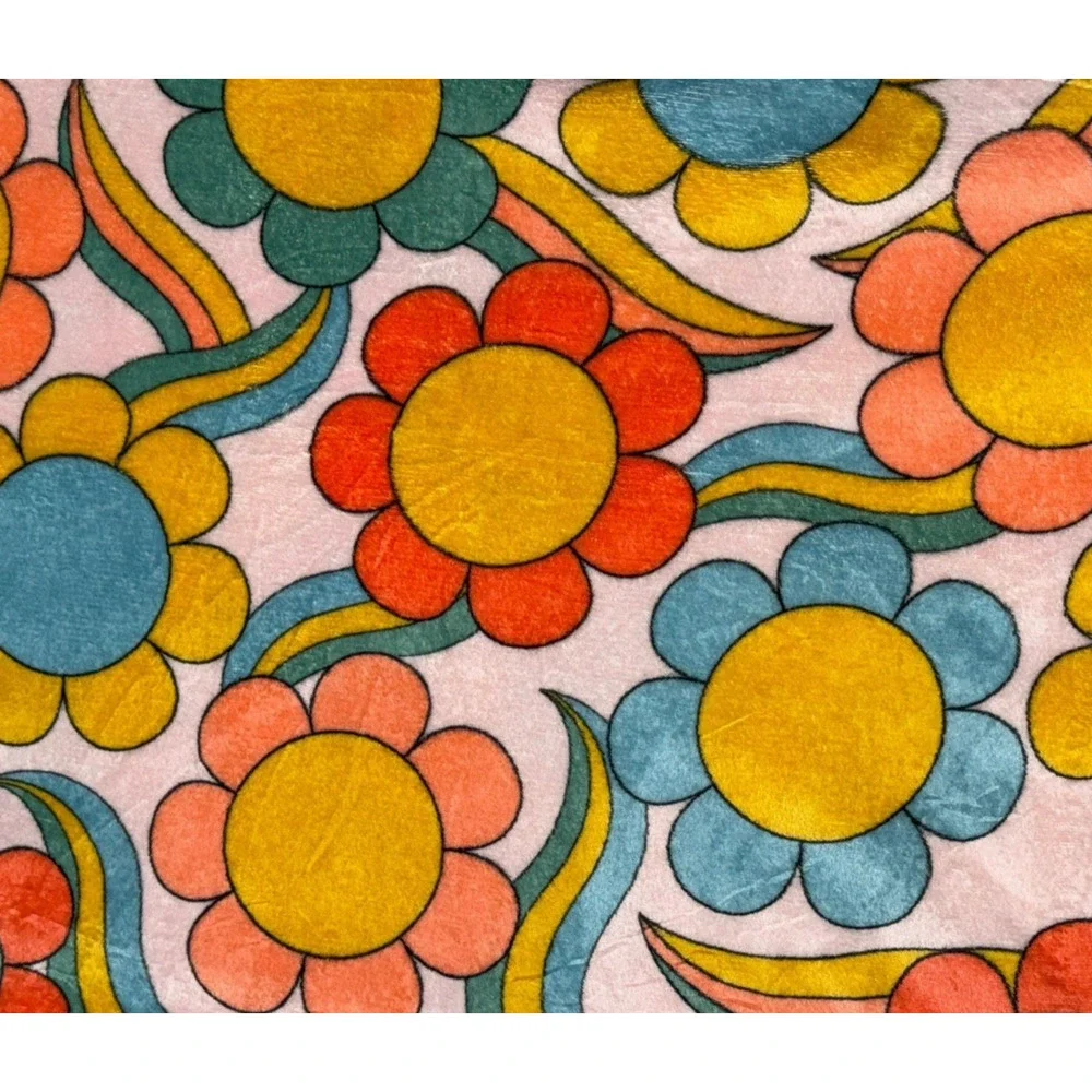 Colorful Flower Print Fleece Throw Blanket Accent Cover Quilt Floral Groovy Boho